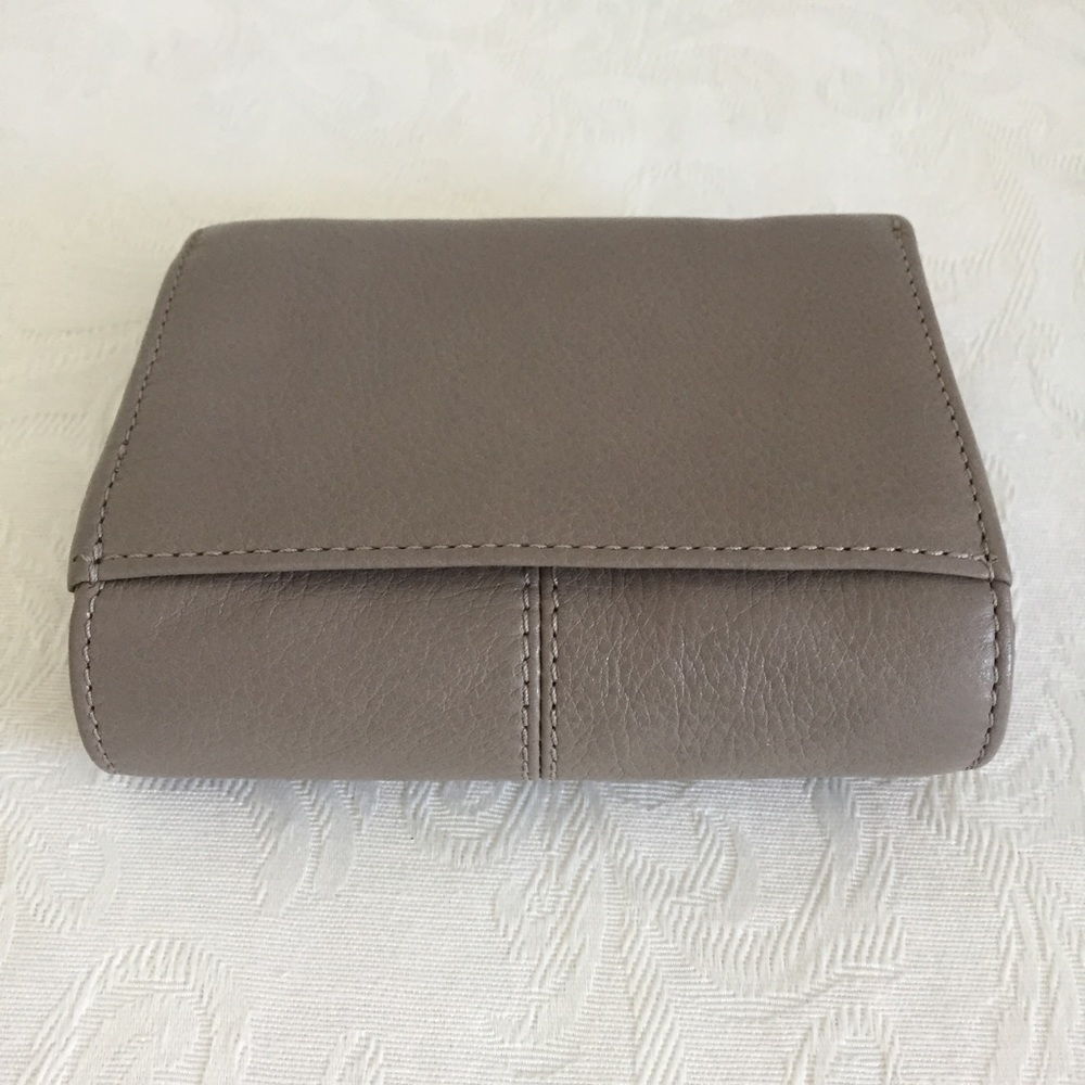 Coach gray fold wallet - Picture 7 of 7